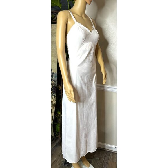 Vintage White Mid-Length Slip Dress With Adjustable Straps - Picture 3 of 11